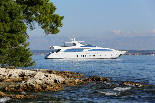 Azimut 116