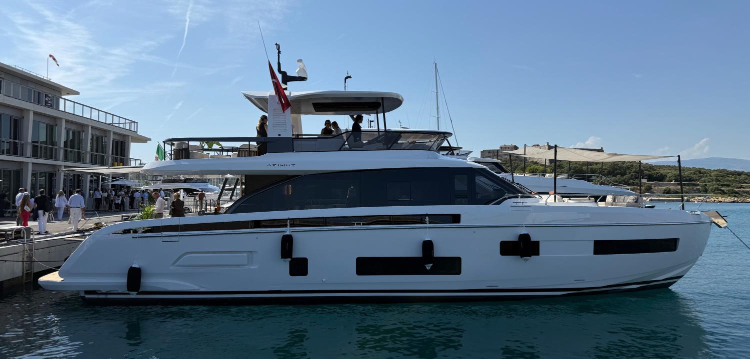 Azimut Fly 70