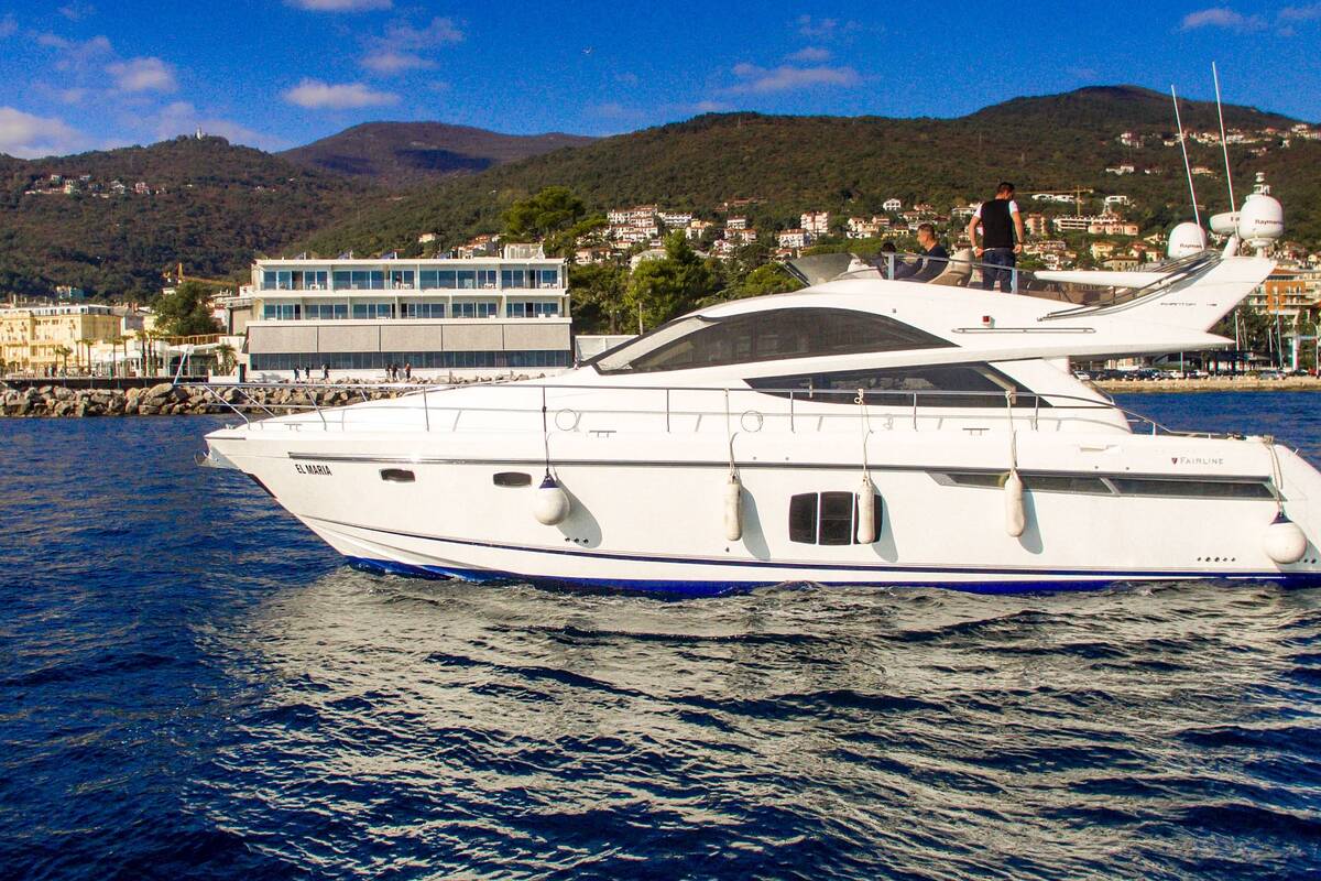 Exterior Fairline Phantom 48