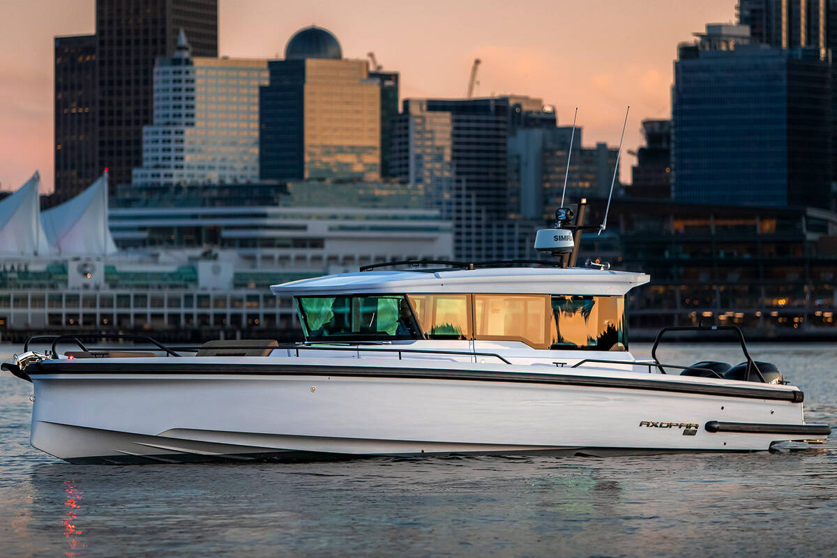 Exterior Axopar 37
