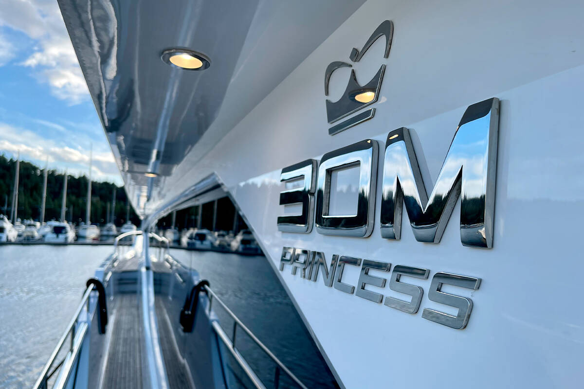 Exterior Princess 30M M/Y AFON