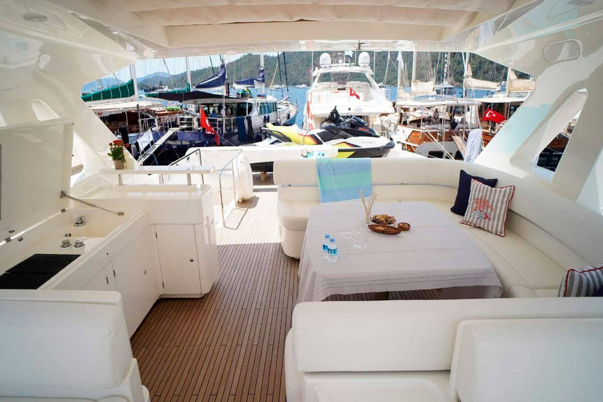 Flybridge