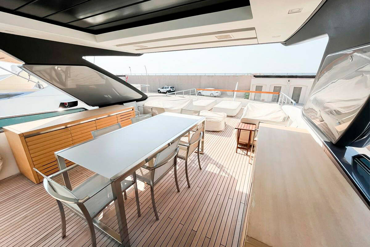 Flybridge