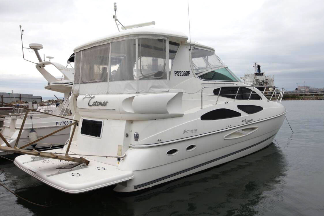 Cruisers 455 Express - 2006 