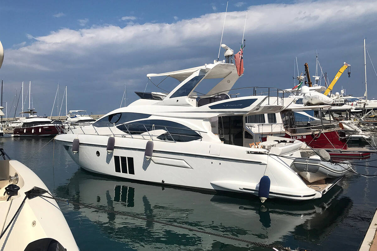 Azimut 54 2017