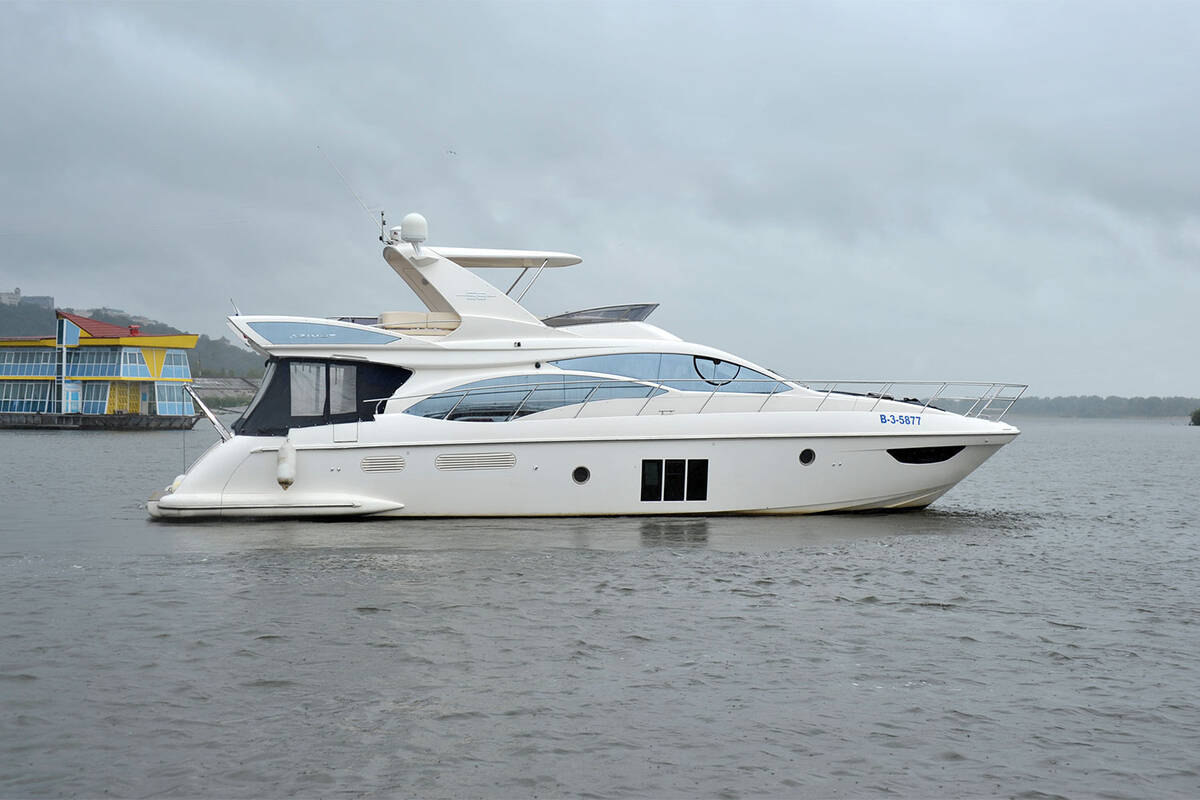 Exterior Azimut 58 2008