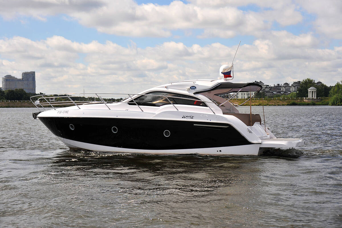 Exterior Sessa C35 (2012)