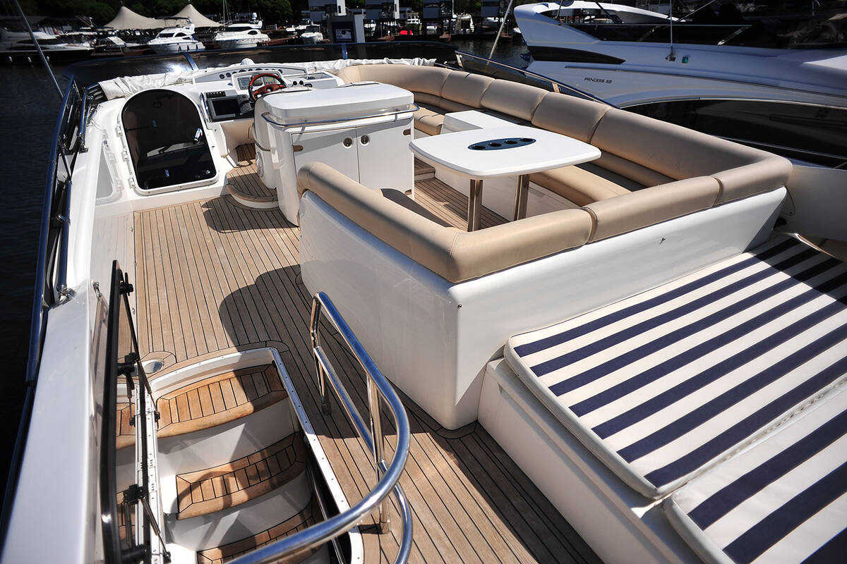 Flybridge