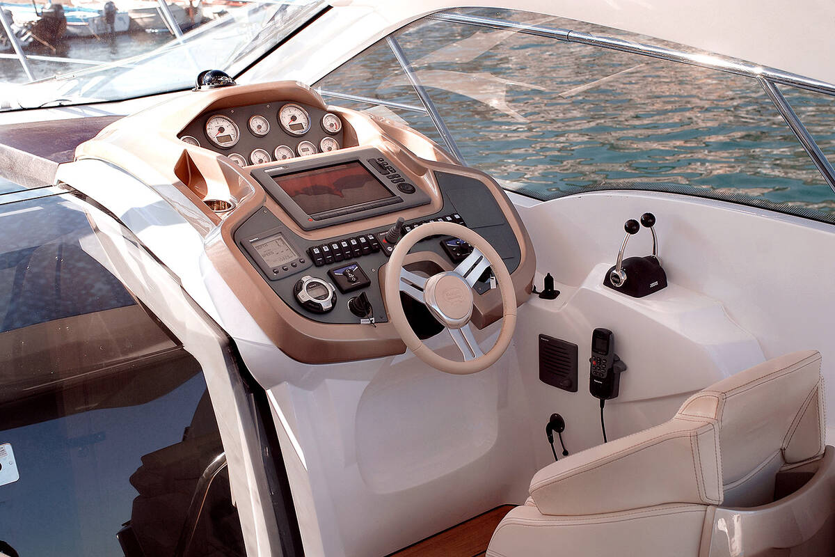 Control station (photo from manufacturer)
