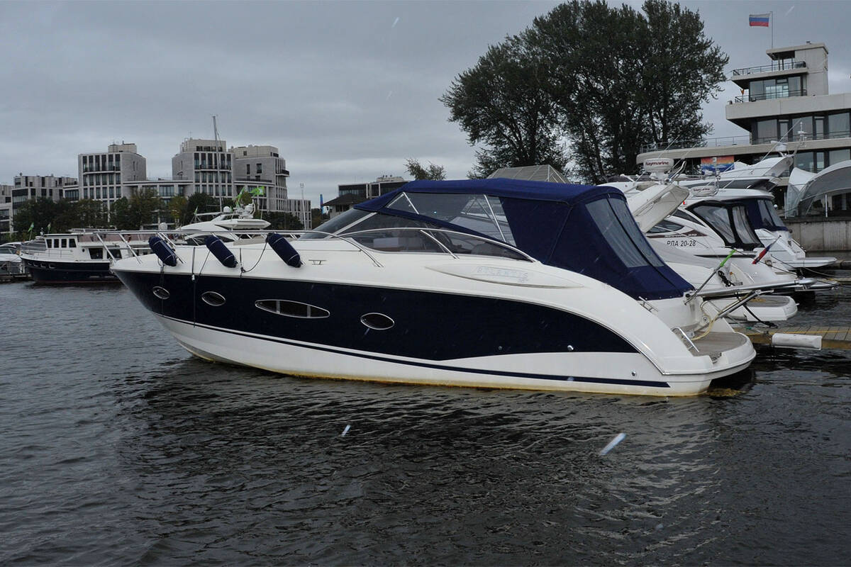 Exterior Atlantis 35 (2009)