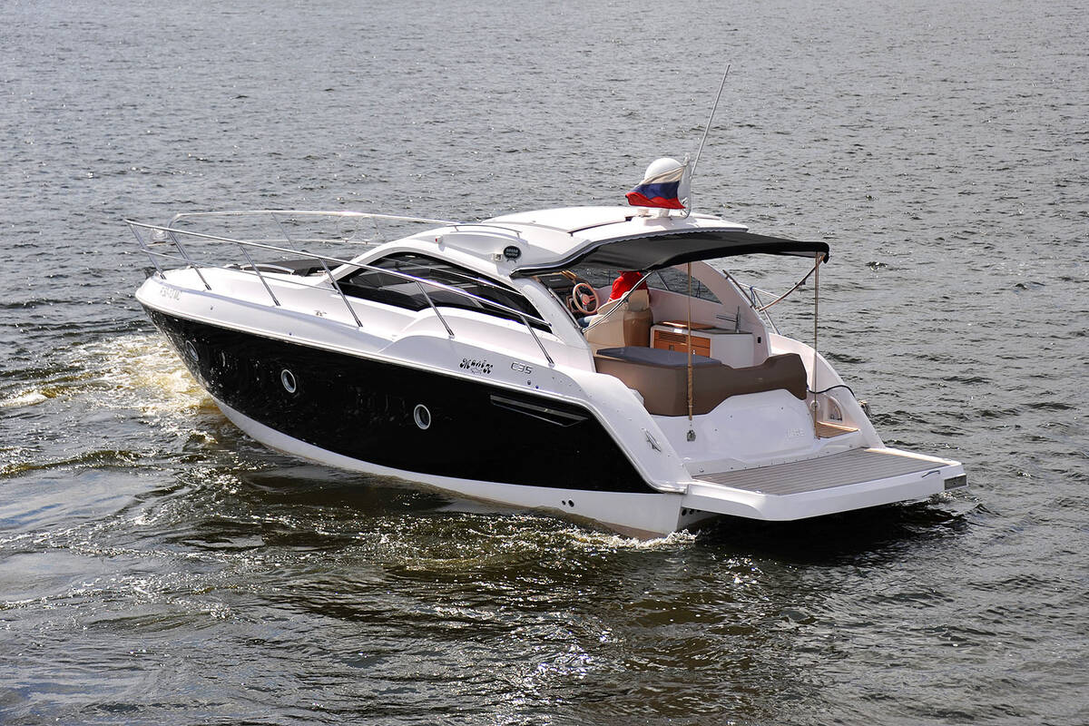Exterior Sessa C35 (2012)