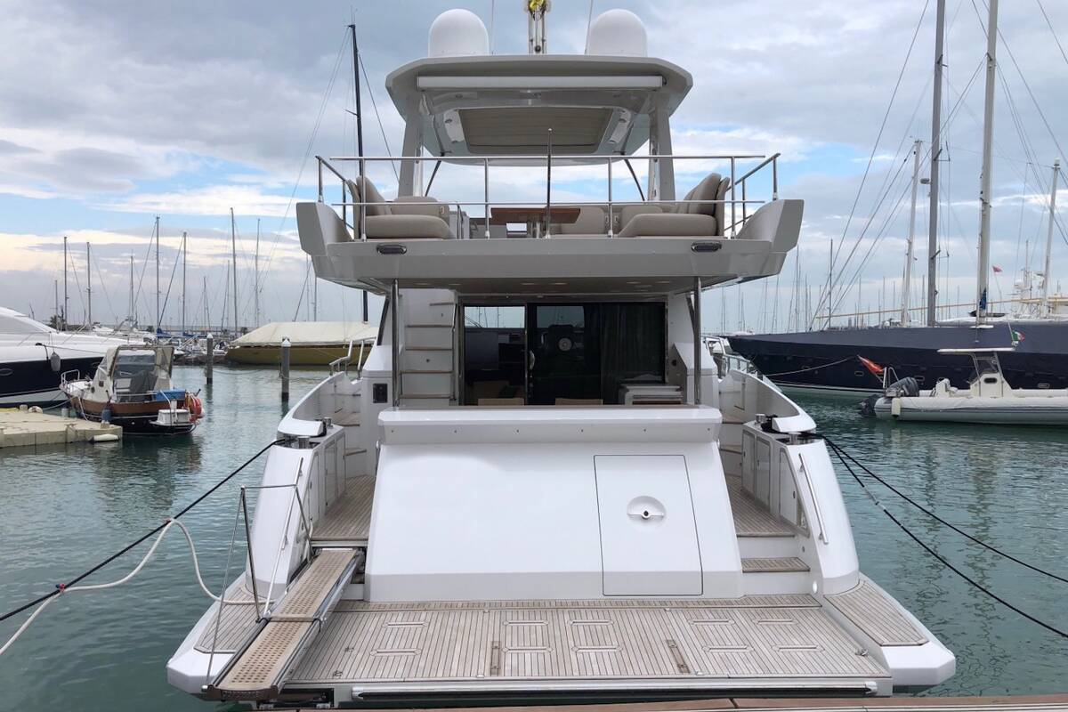 Exterior Azimut 66