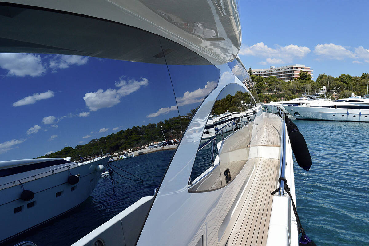 Azimut 95 M/Y JESTER - refit 2017