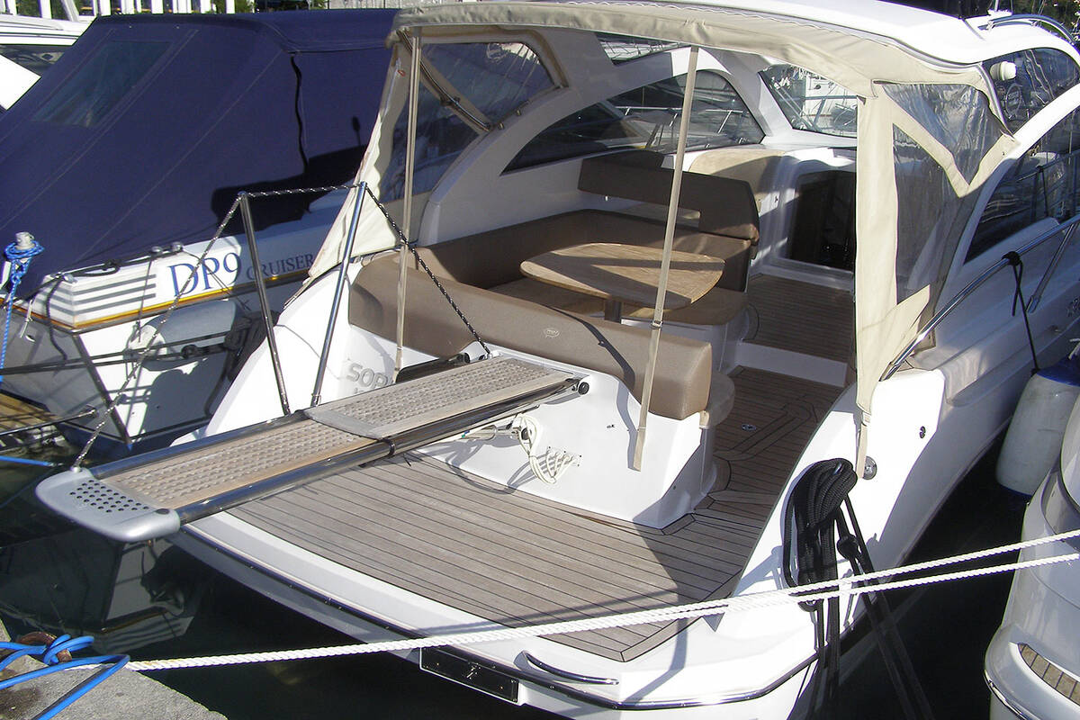 Sessa C32