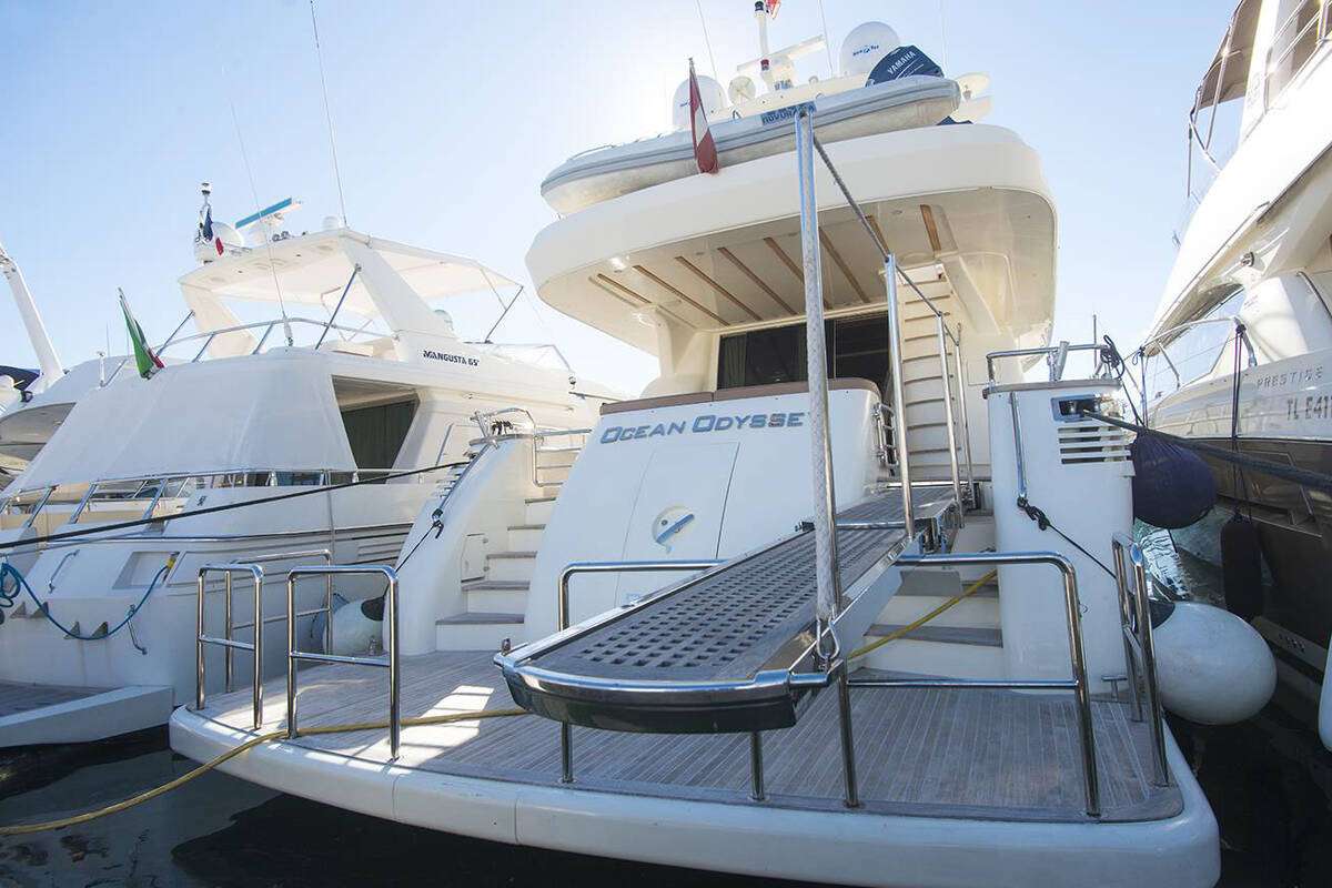 Exterior Amer 86 - 2006 - Ocean Odyssey