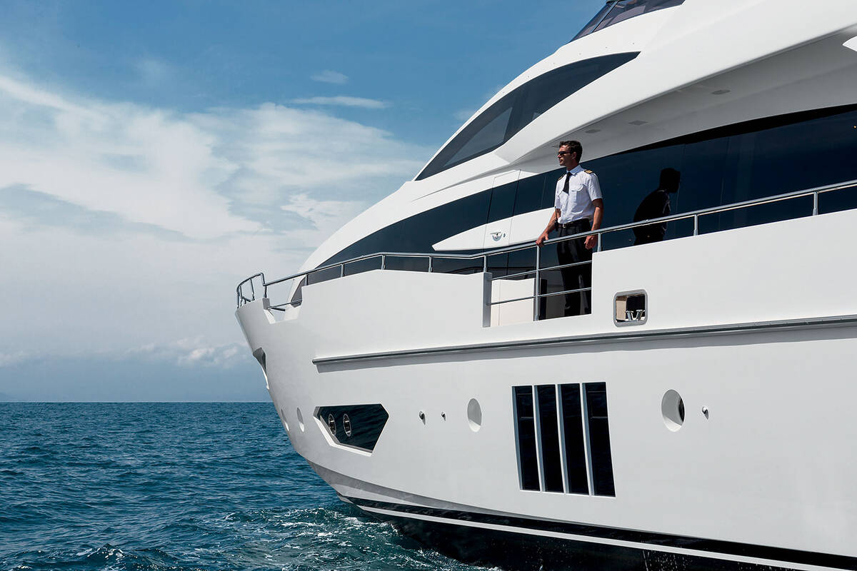 Exterior Azimut Grande 95RPH