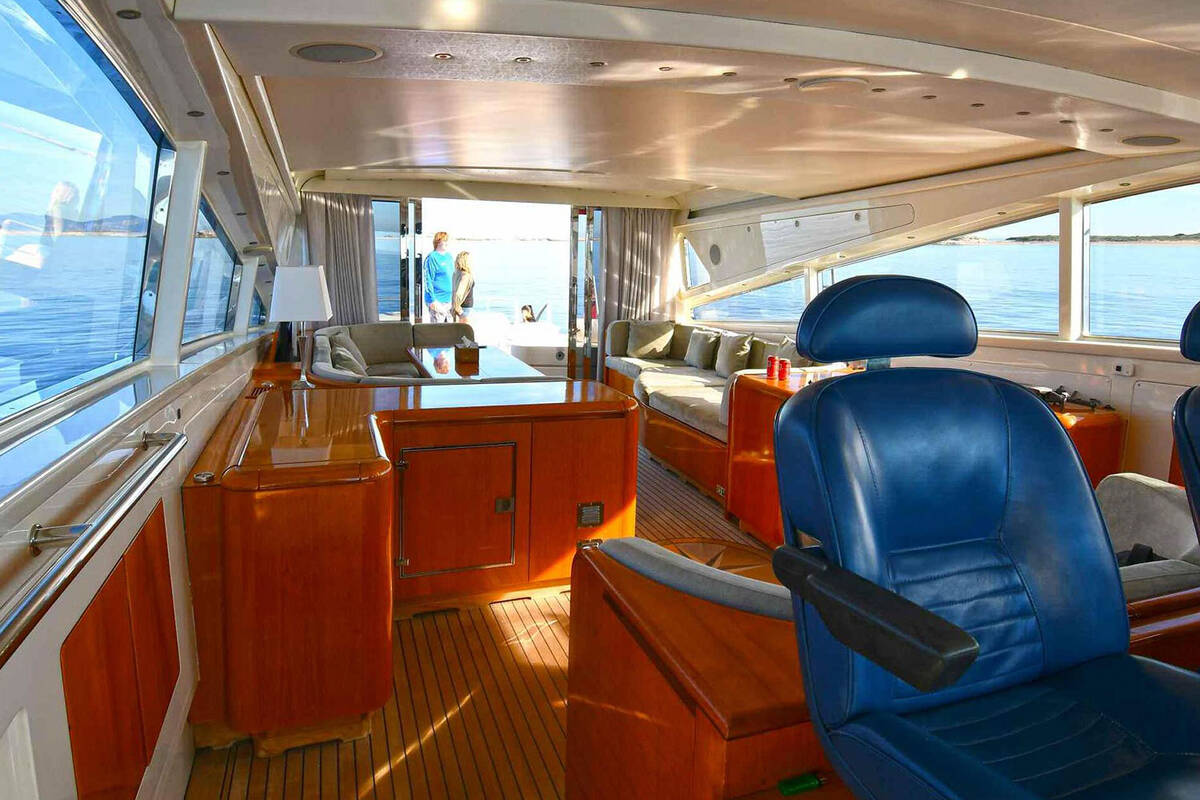 Salon M/Y CITA