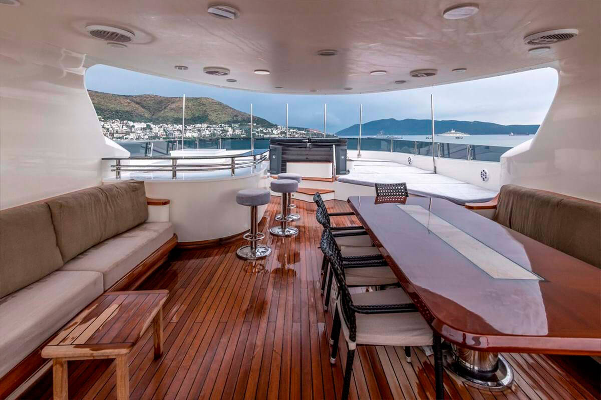 Sundeck