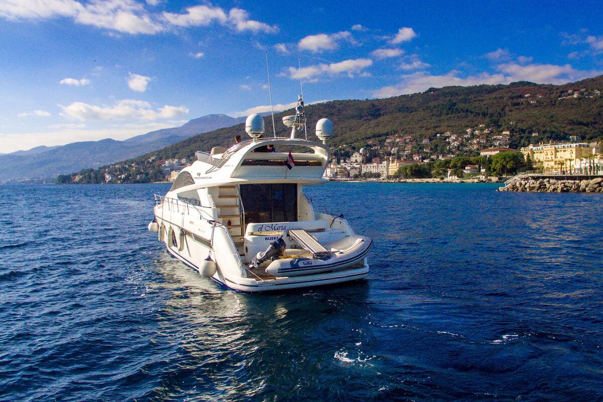 Exterior Fairline Phantom 48