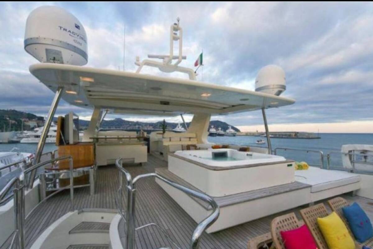 Flybridge