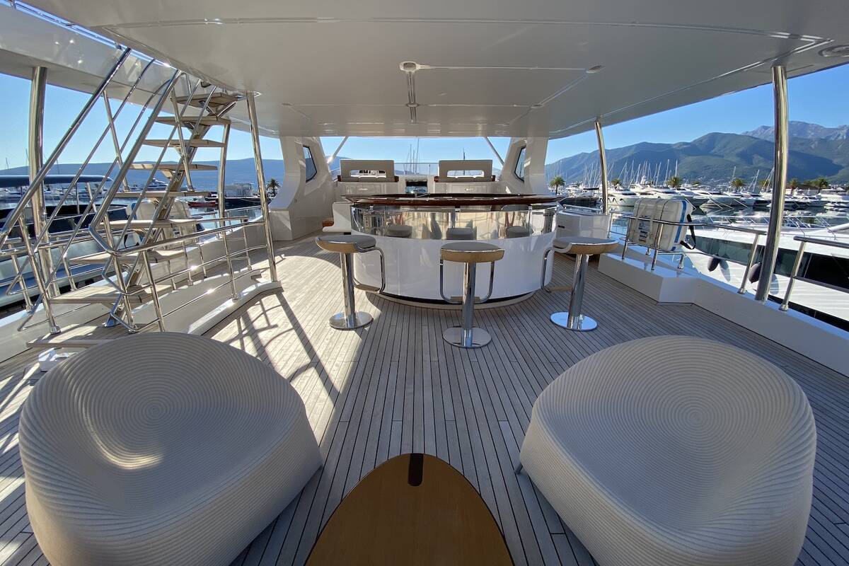 Flybridge