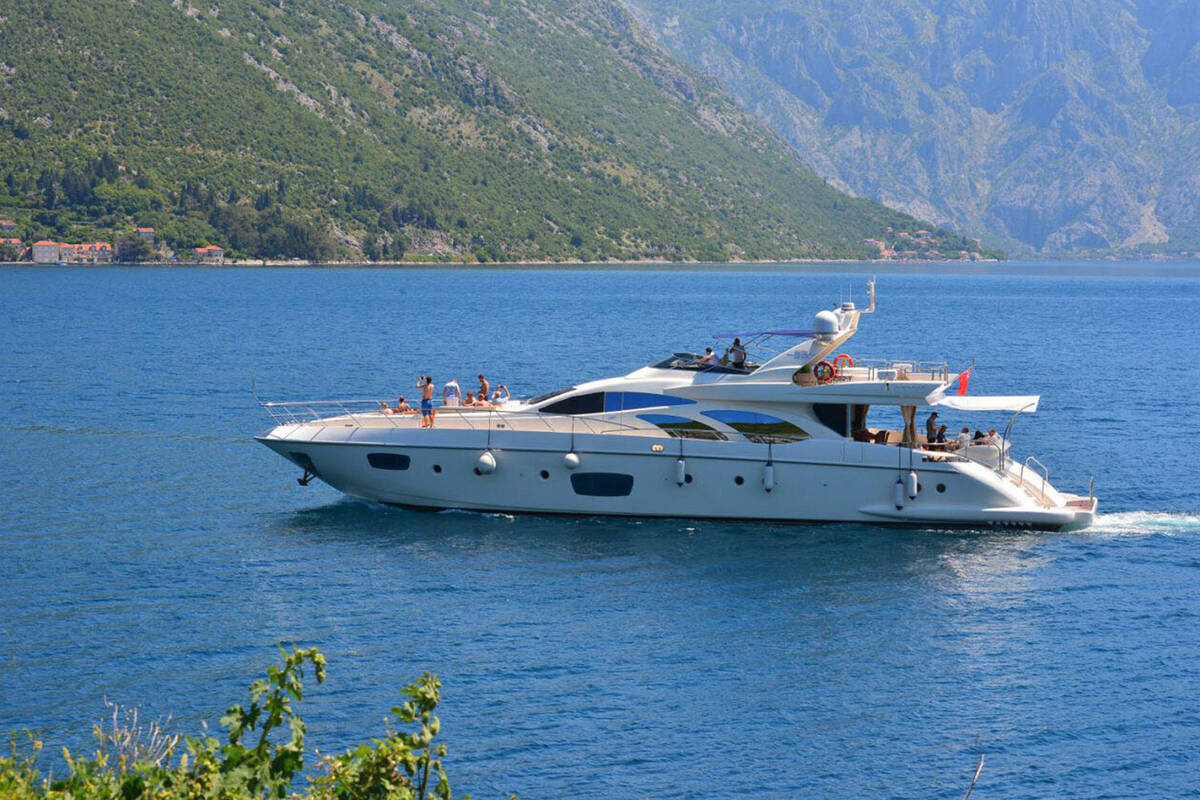 Exterior Azimut 98 Leonardo