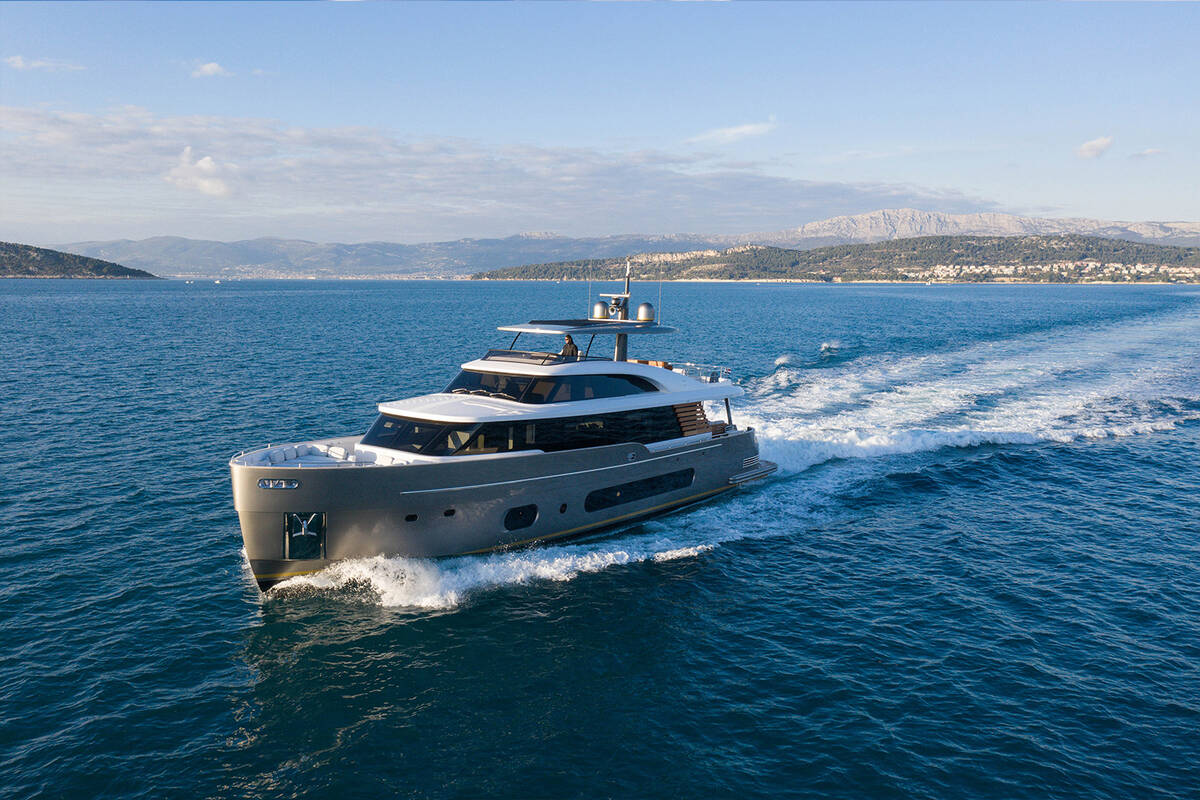 Exterior Magellano 25 METRI 