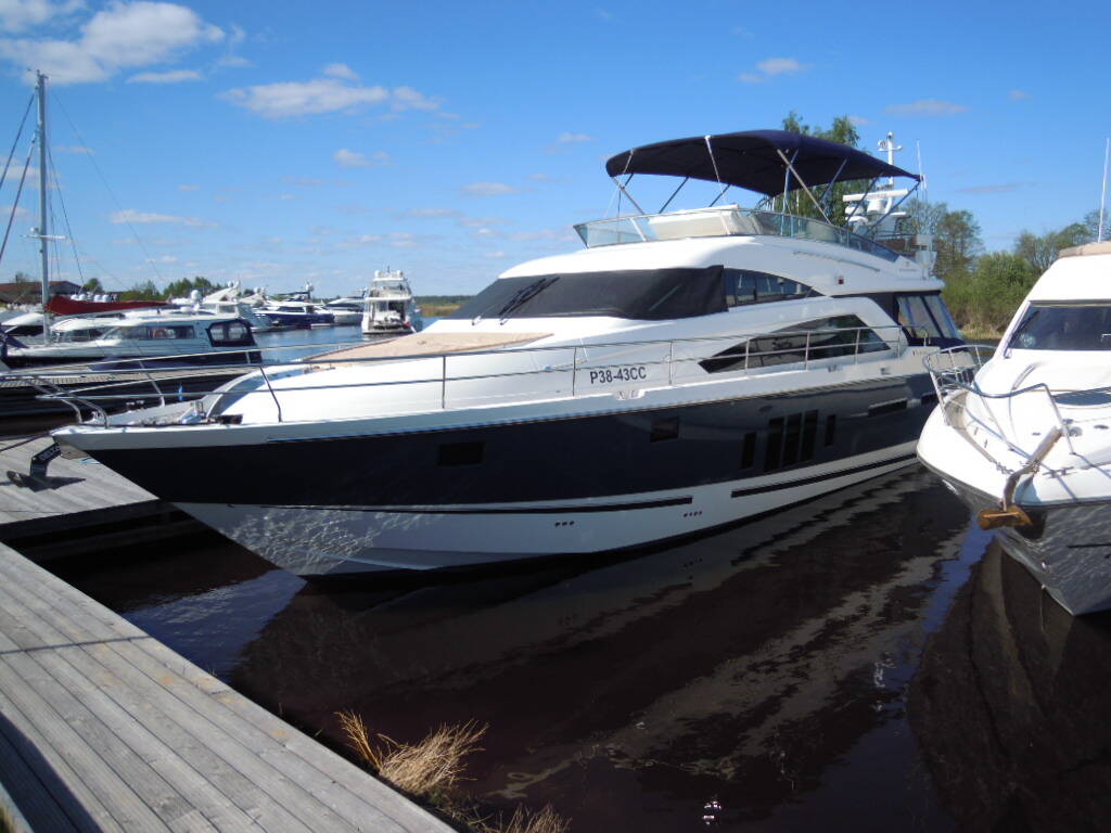 Exterior Fairline Squadron 58 2011