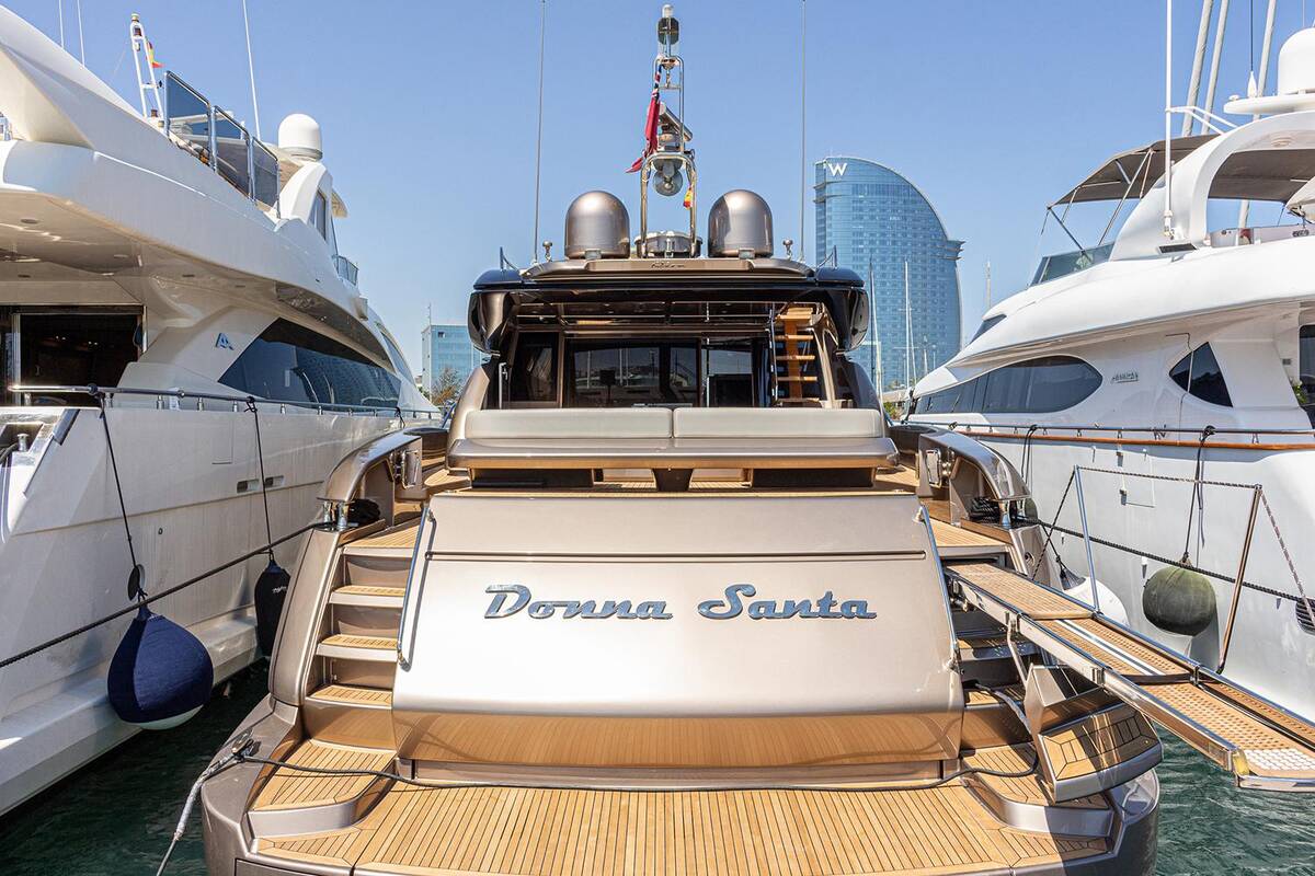 Exterior Riva 88 Domino Super  <br/>M/Y "Donna Santa" 2016