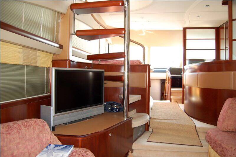 Интерьер Princess 67