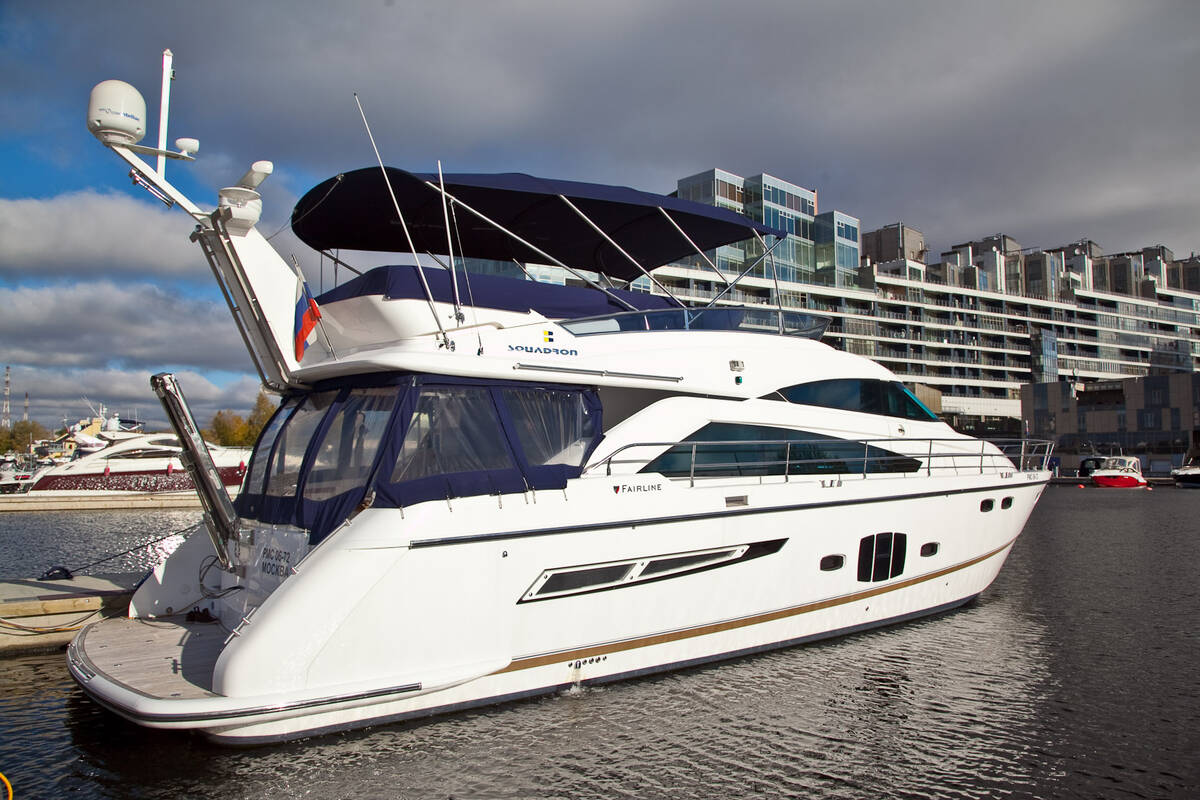 Exterior Squadron 55