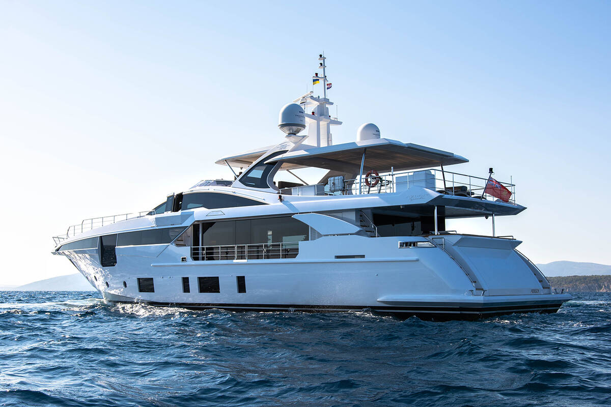 Azimut Grande 35 METRI M/Y IRYNA 2019