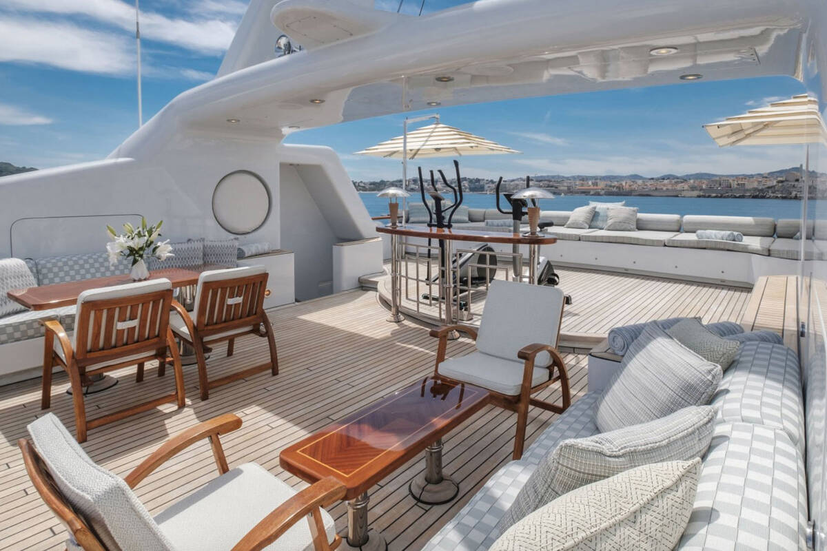Sundeck