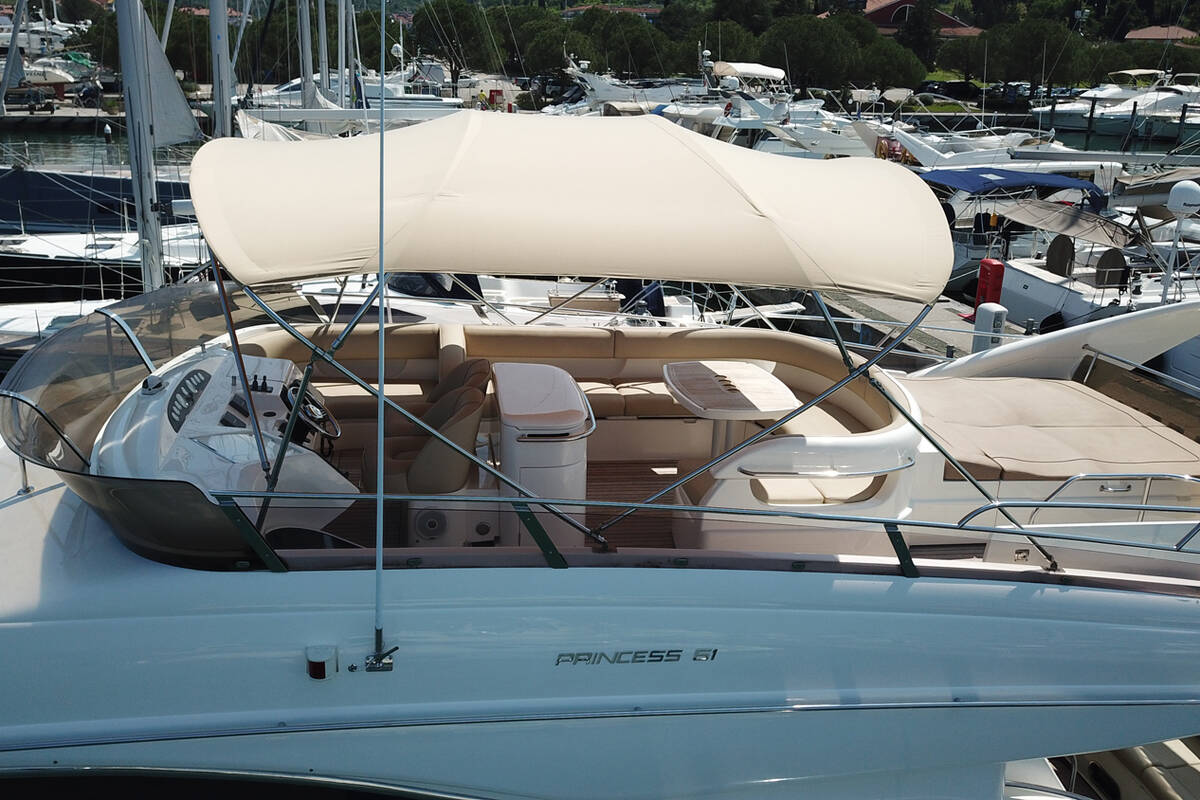 Flybridge
