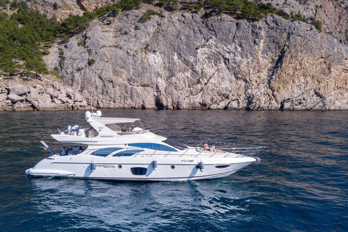 Экстерьер Azimut 62 - 2008