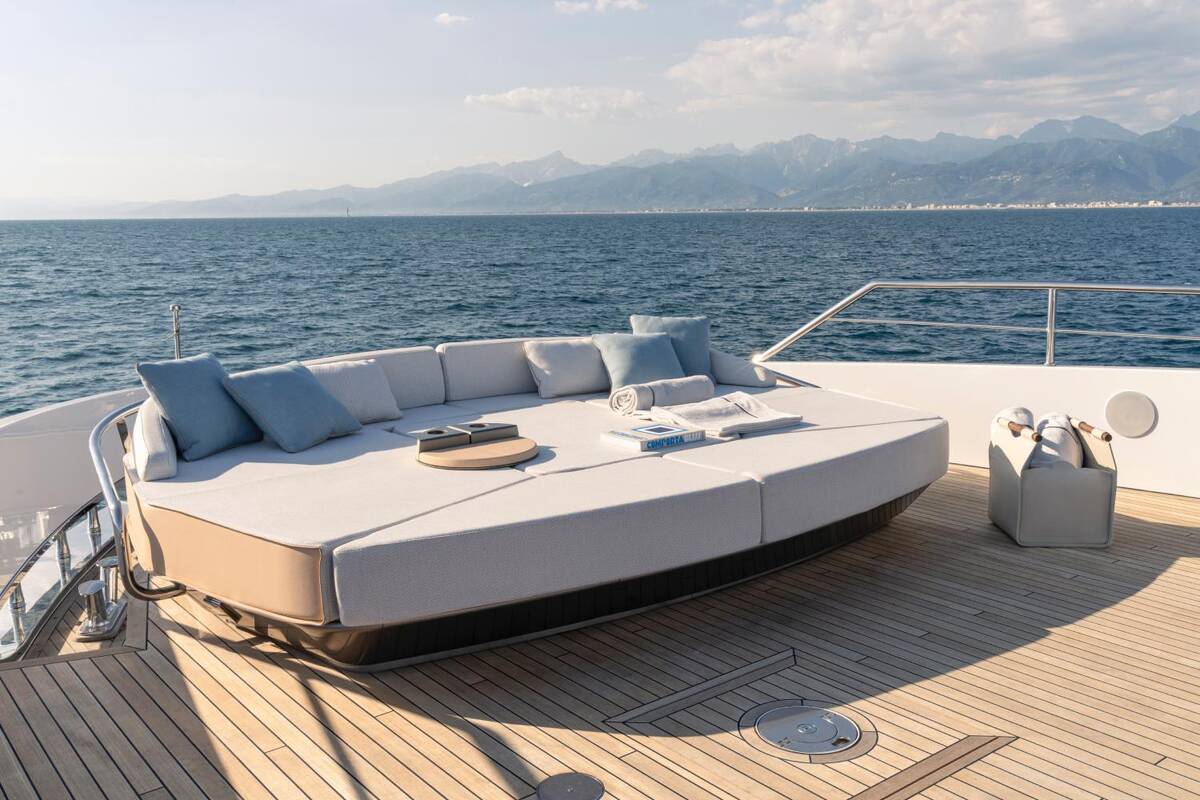Lounge area on bow