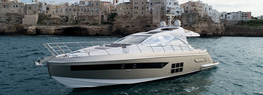 The Motor Boat Awards: Azimut S6 - The Best Sports Cruiser 