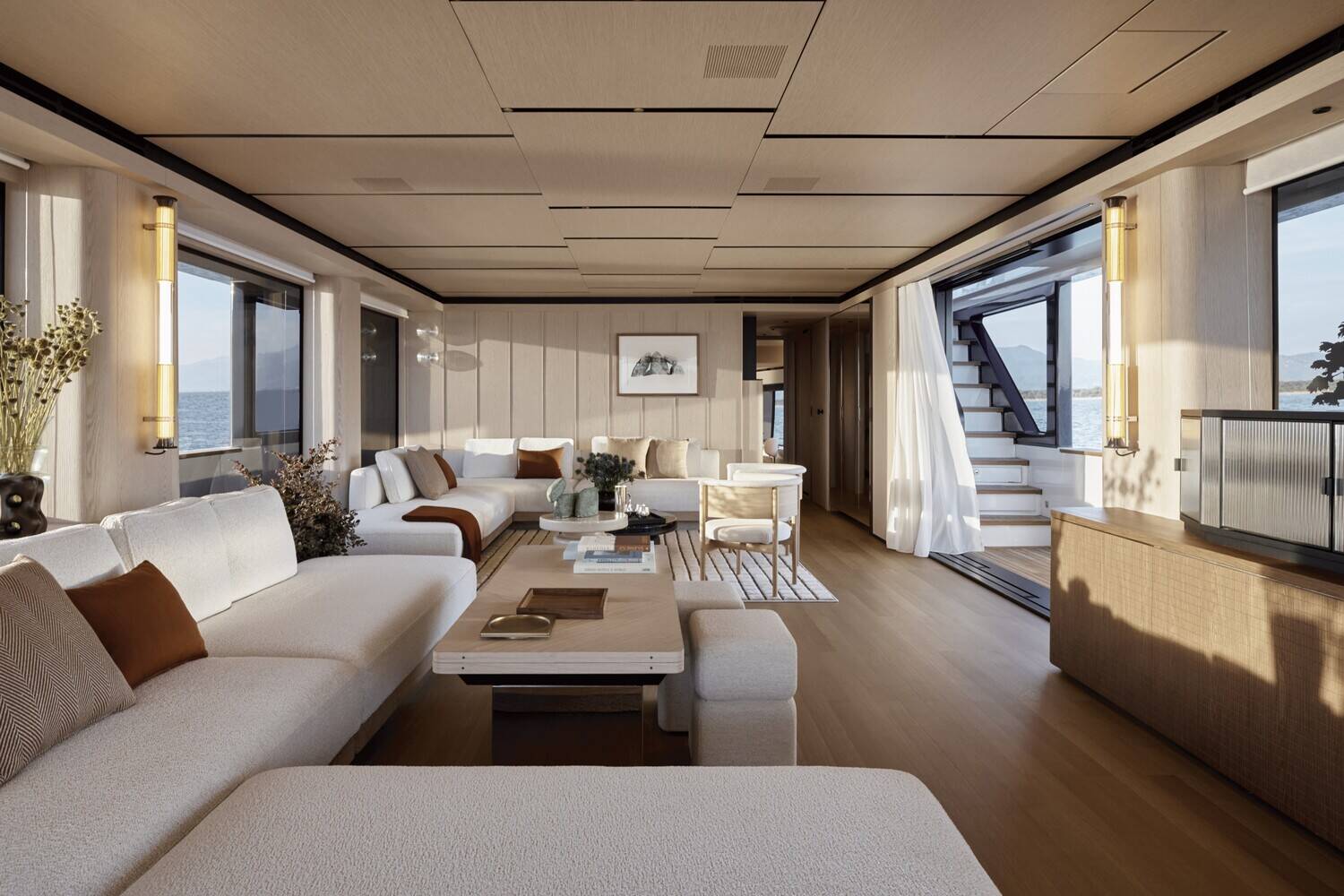 Интерьеры Magellano 27m