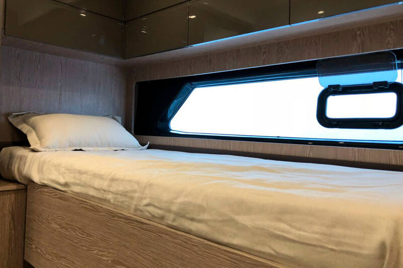 Third bed in guest cabin