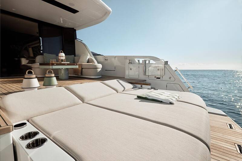 Beach cockpit