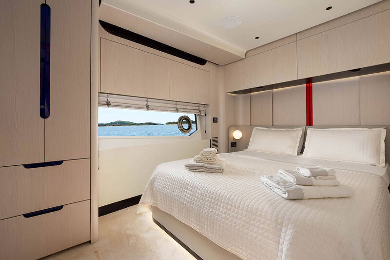 Guest cabin on starboard side