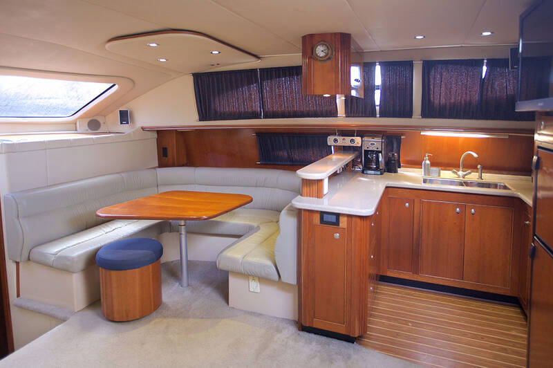 Cruisers 455 Express - 2006