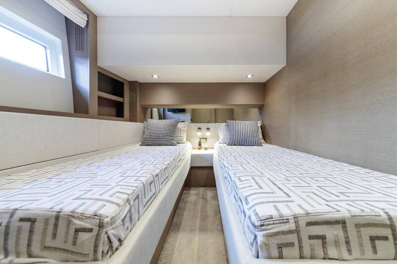 Guest cabin