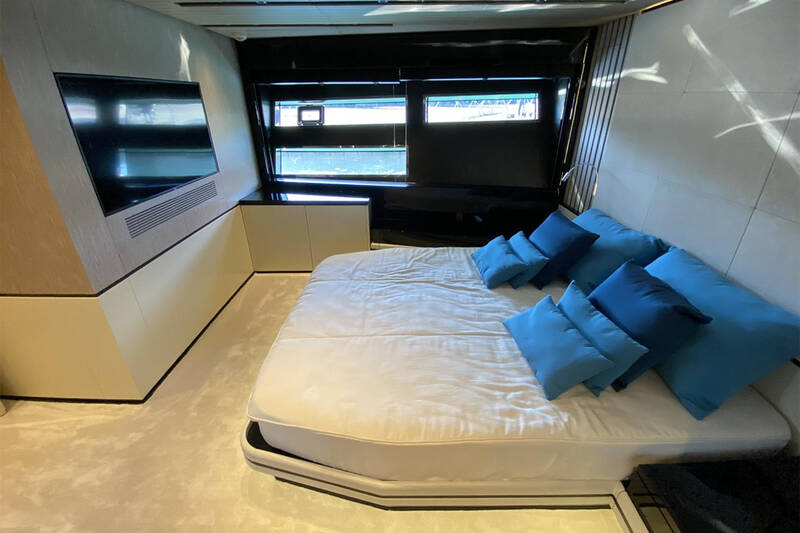 Guest cabin