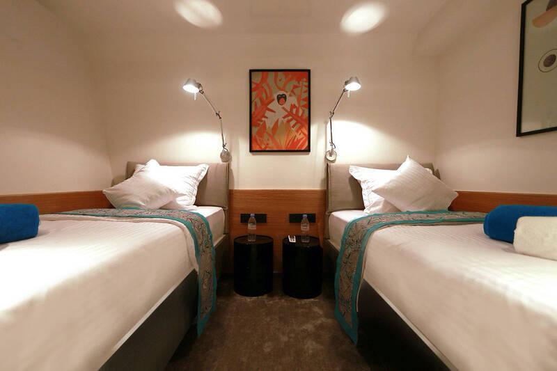 Guest cabin