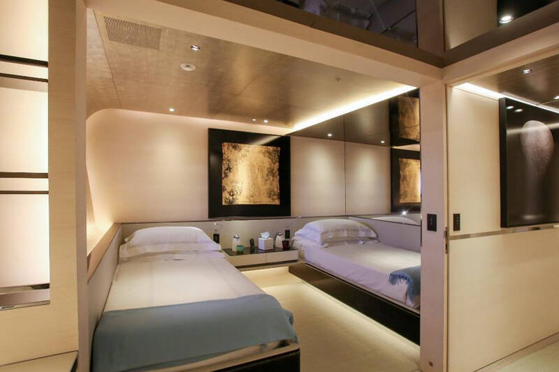 Twin cabin