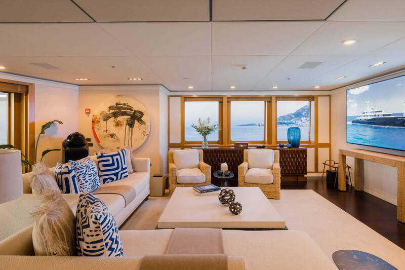 Sky Lounge