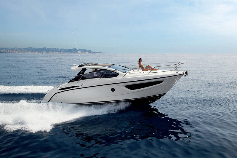 Exterior Atlantis 34