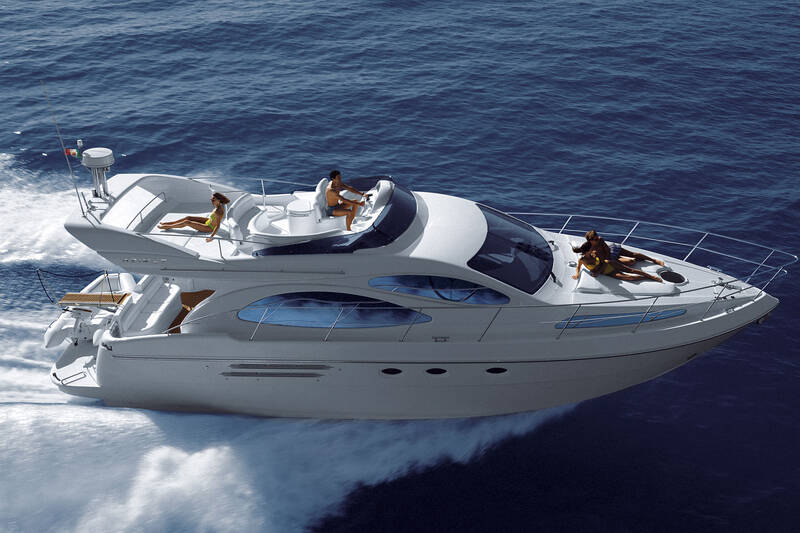 Exterior Azimut 46E of 2006 (photo from manufacturer)