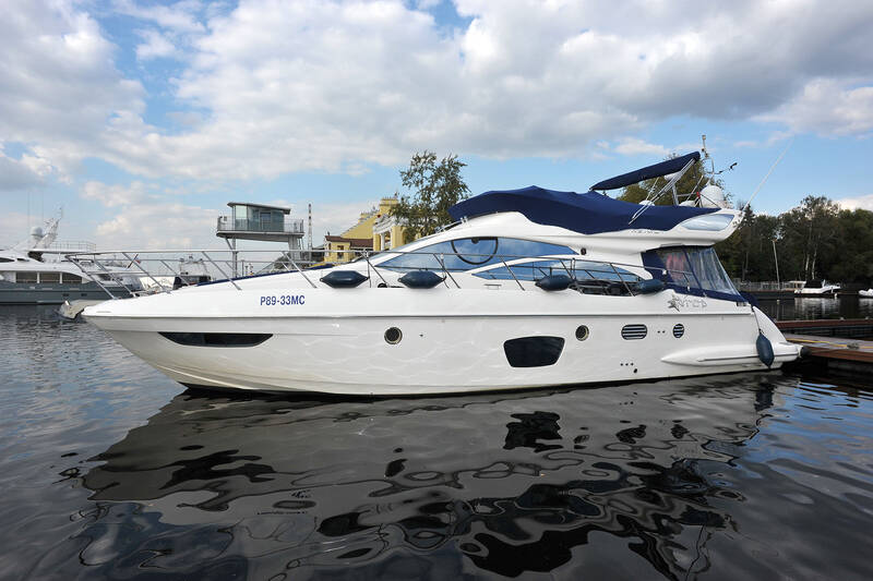 Exterior Azimut 47 2008